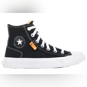 Converse Size 7 Taylor All Star CTAS  A04396f Kids HI Used